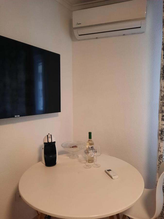 Прекрасная Студия В Двух Минутах От Пляжа Торевиеха Екстериор снимка